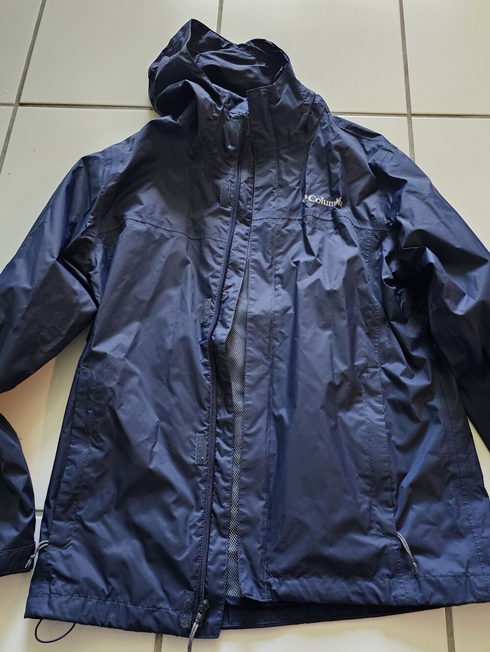 Columbia mens navy blue rain jacket, M